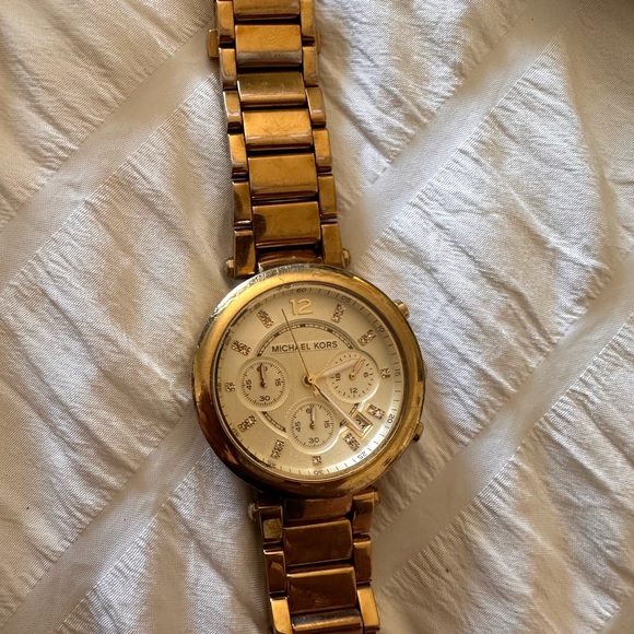 Michael Kors gold watch - Picture 5 of 6